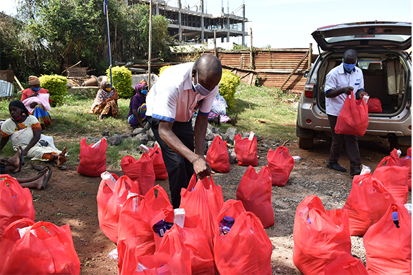 Donation Of Foodstuffs To Families Within Dallas